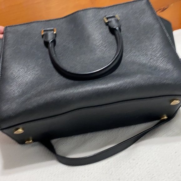 Michael Kors black purse - Picture 7 of 7